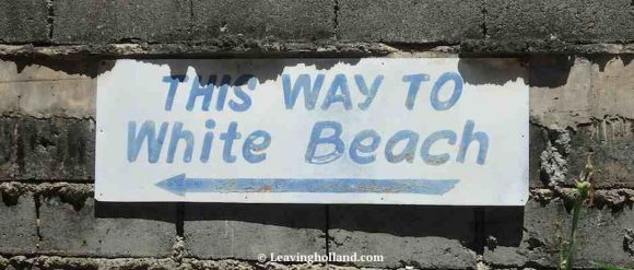 this way to white beach