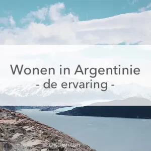 Patagonie man op rots, wonen in argentin ie ervaring