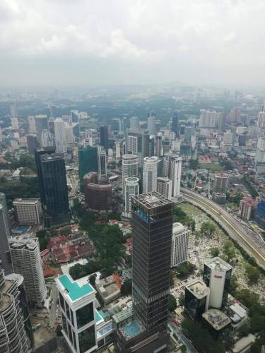 Uitzicht Petrona Towers jeanette slagt